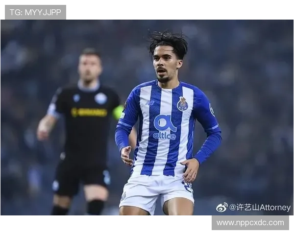 维蒂尼亚与德容：控球核心与推进核心对比分析