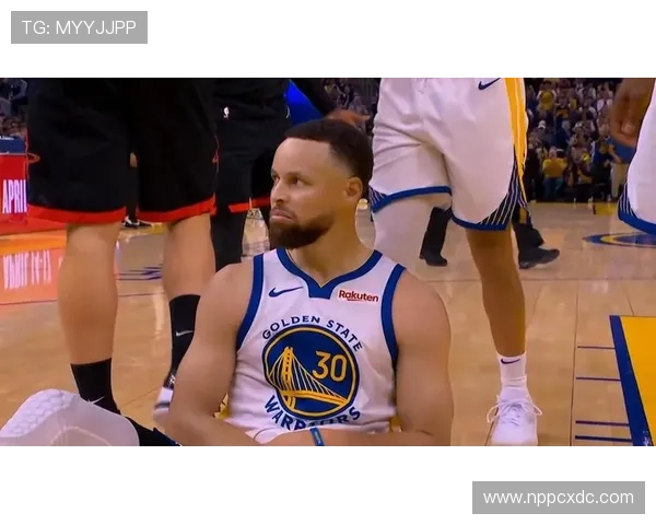 杜兰特单打主导进攻，得分效率胜过库里