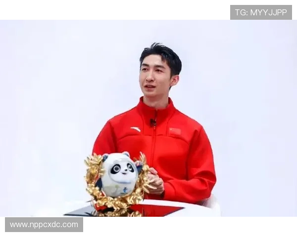 武大靖冰场外的生活比明星还奢侈，听说他家里那装修，能开个小型博物馆了