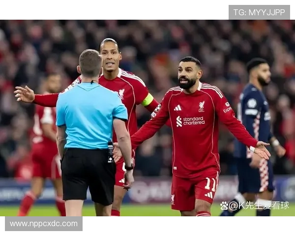 范戴克欧冠淘汰赛对阵巴萨拜仁的统治级防守表现解析